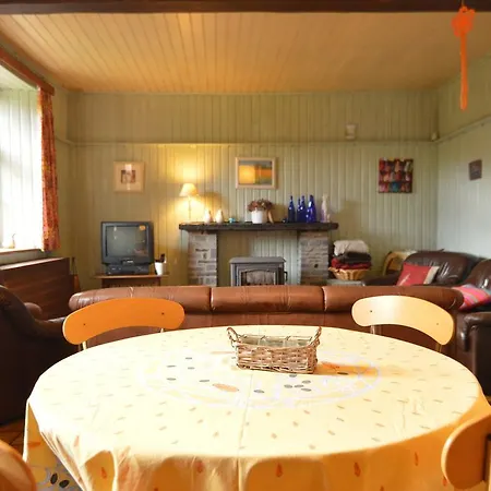 A Comfortable House In The Region Of The Belgian Luxemburg Vakantiehuis Montleban